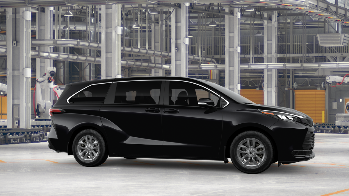 2026 Toyota Sienna LE