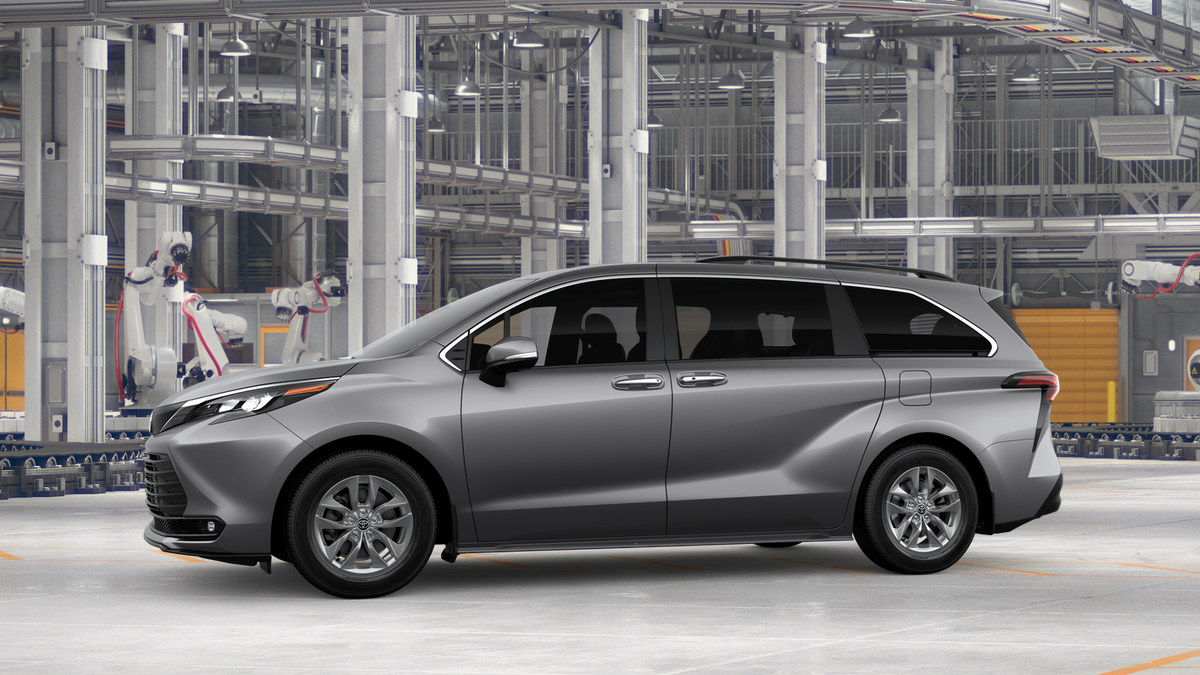 2026 Toyota Sienna XLE