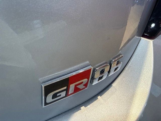 2026 Toyota GR86 Premium MT