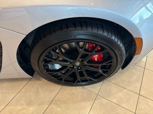 2026 Toyota GR86 Premium MT