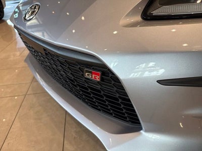2026 Toyota GR86 Premium MT
