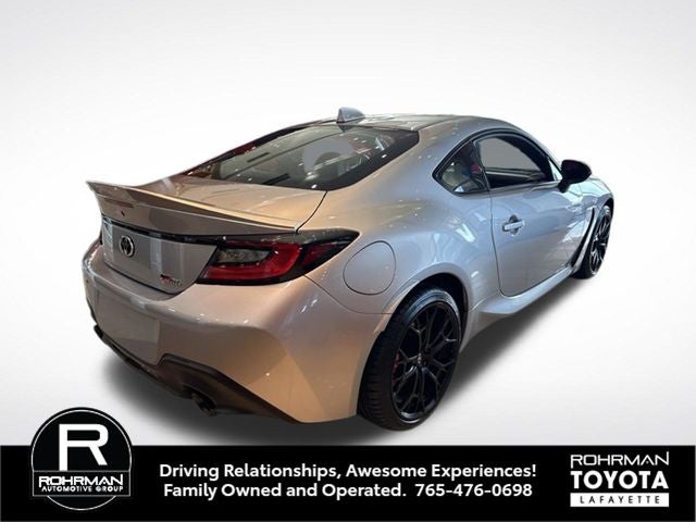 2026 Toyota GR86 Premium MT