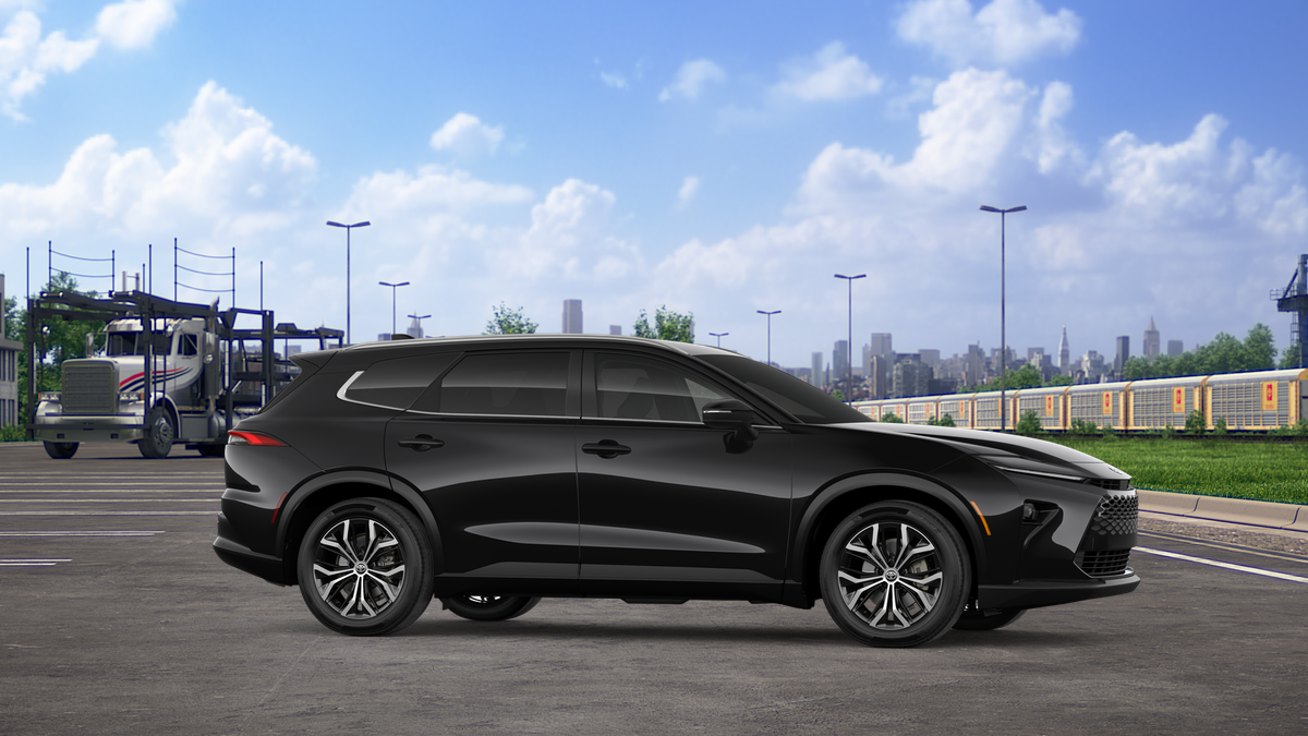 2026 Toyota Toyota Crown Signia XLE