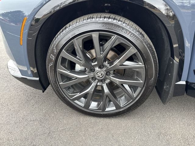 2025 Toyota Toyota Crown Signia Limited