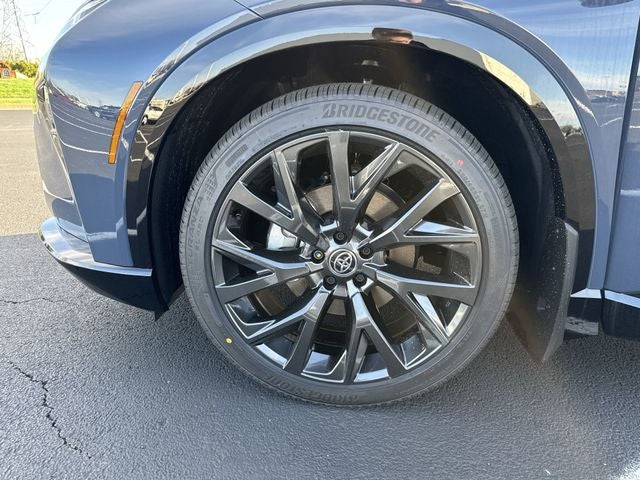 2026 Toyota Toyota Crown Signia Limited