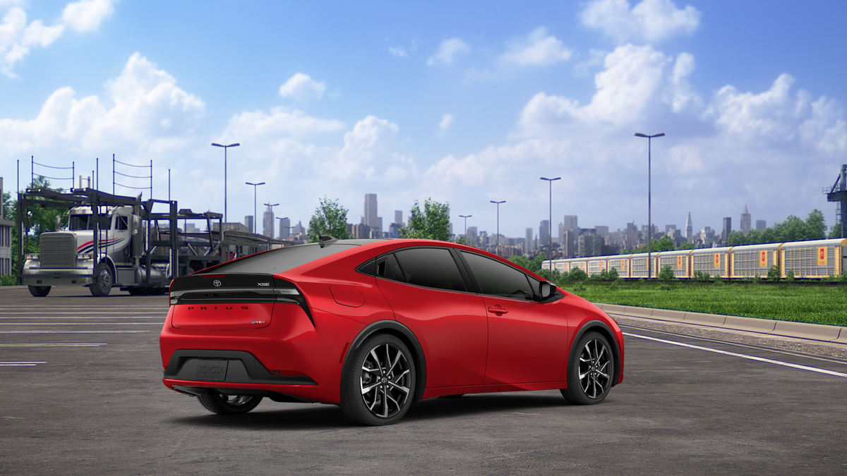 2027 Toyota Prius Plug-in Hybrid XSE Premium