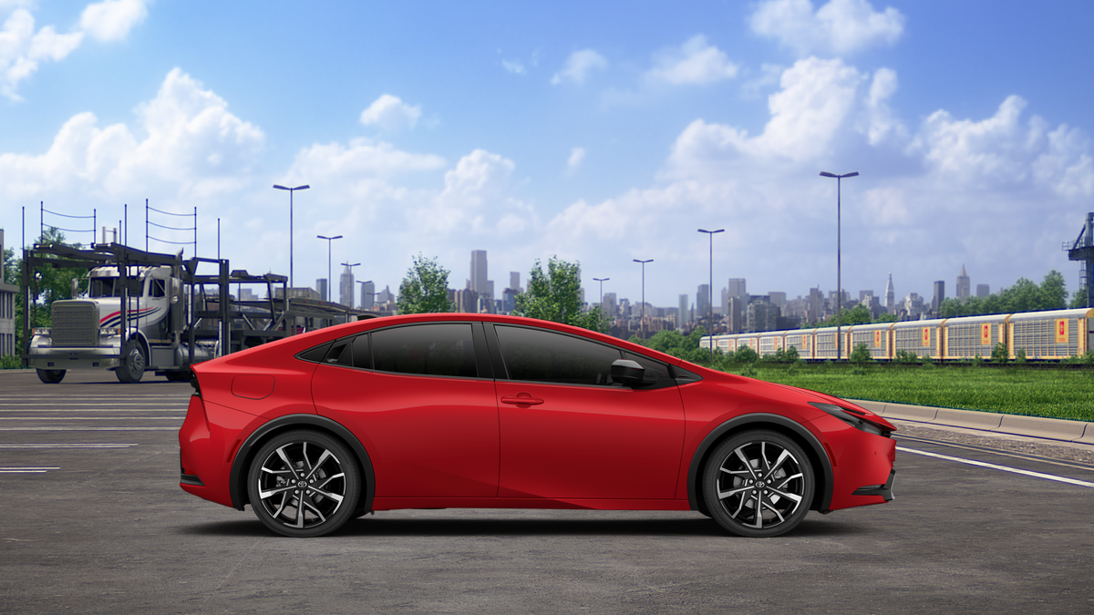 2027 Toyota Prius Plug-in Hybrid XSE Premium