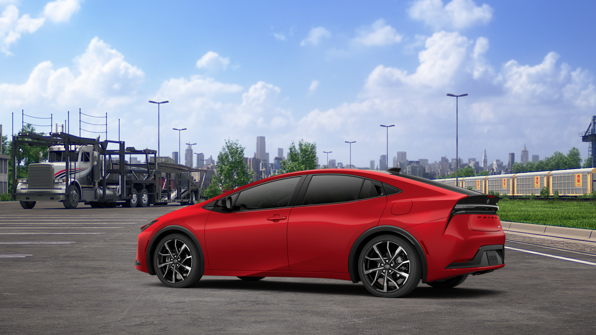 2027 Toyota Prius Plug-in Hybrid XSE Premium